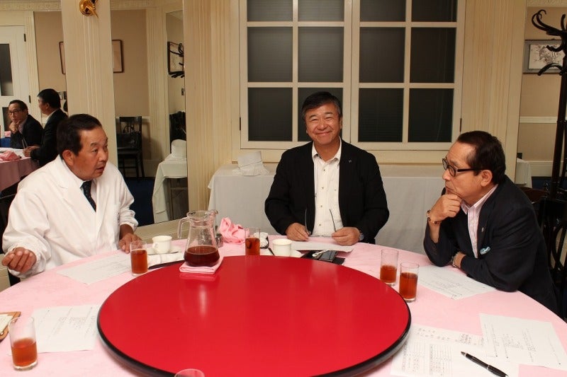 会議中のシェフ