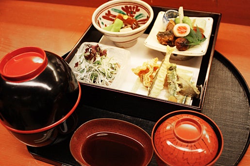 シーガル倶楽部 グルメ探訪レポート-ゆかり弁当
